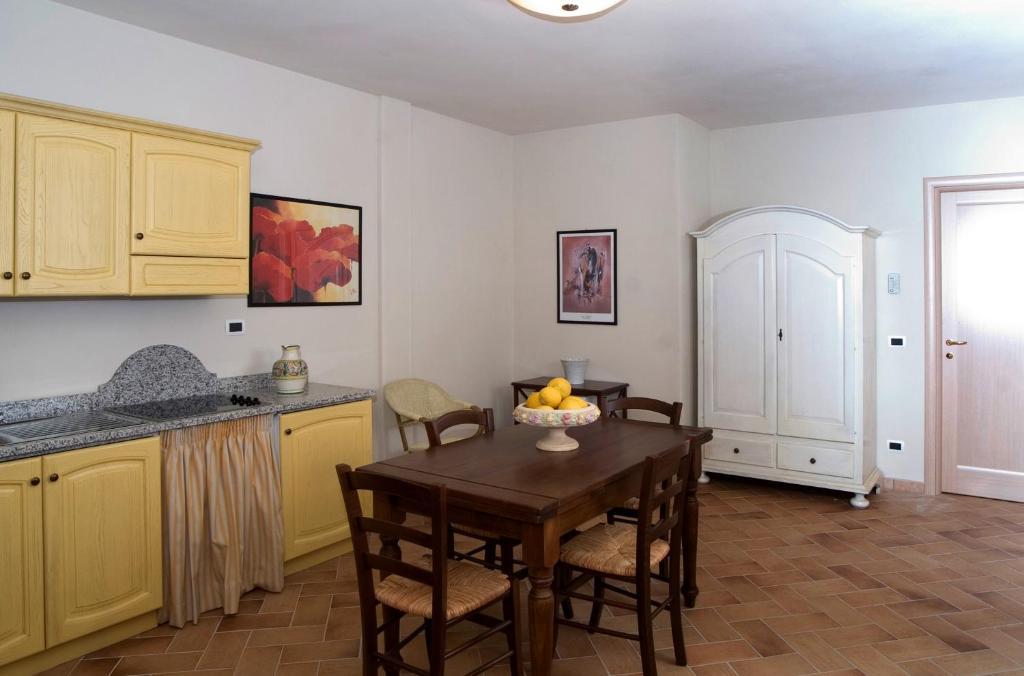 Le Corti Del Sole Residence Venturina Terme Habitación foto