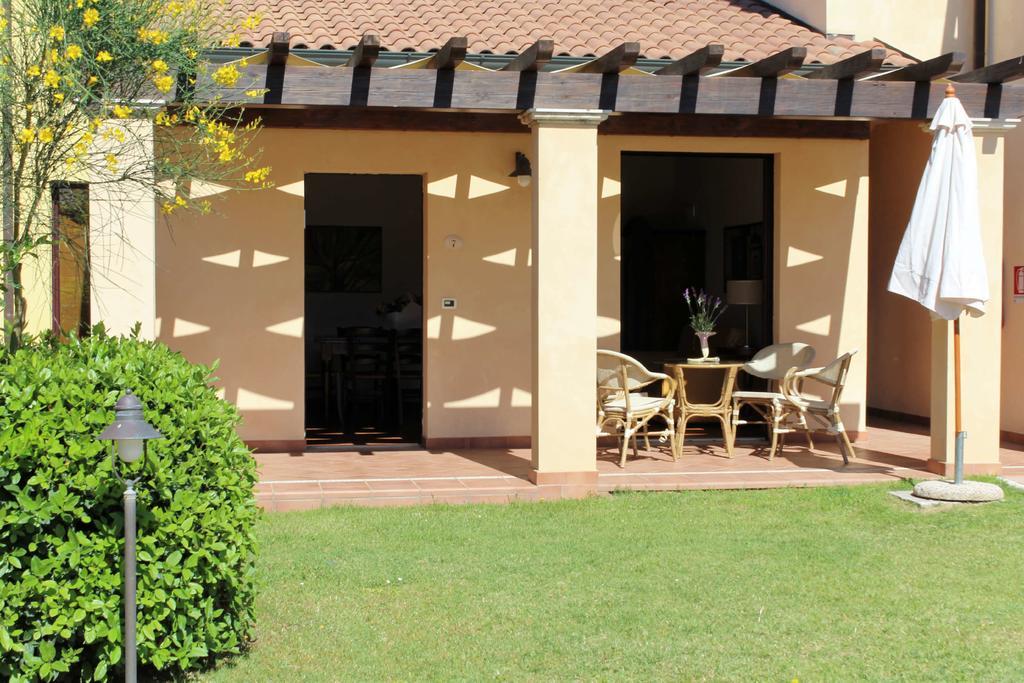 Le Corti Del Sole Residence Venturina Terme Exterior foto